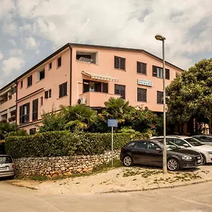 https://apartments-romano.in-istria.net